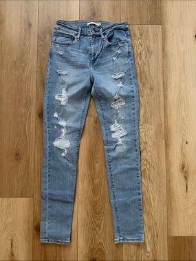 Levi's Light Blue Distressed Skinny Jeans